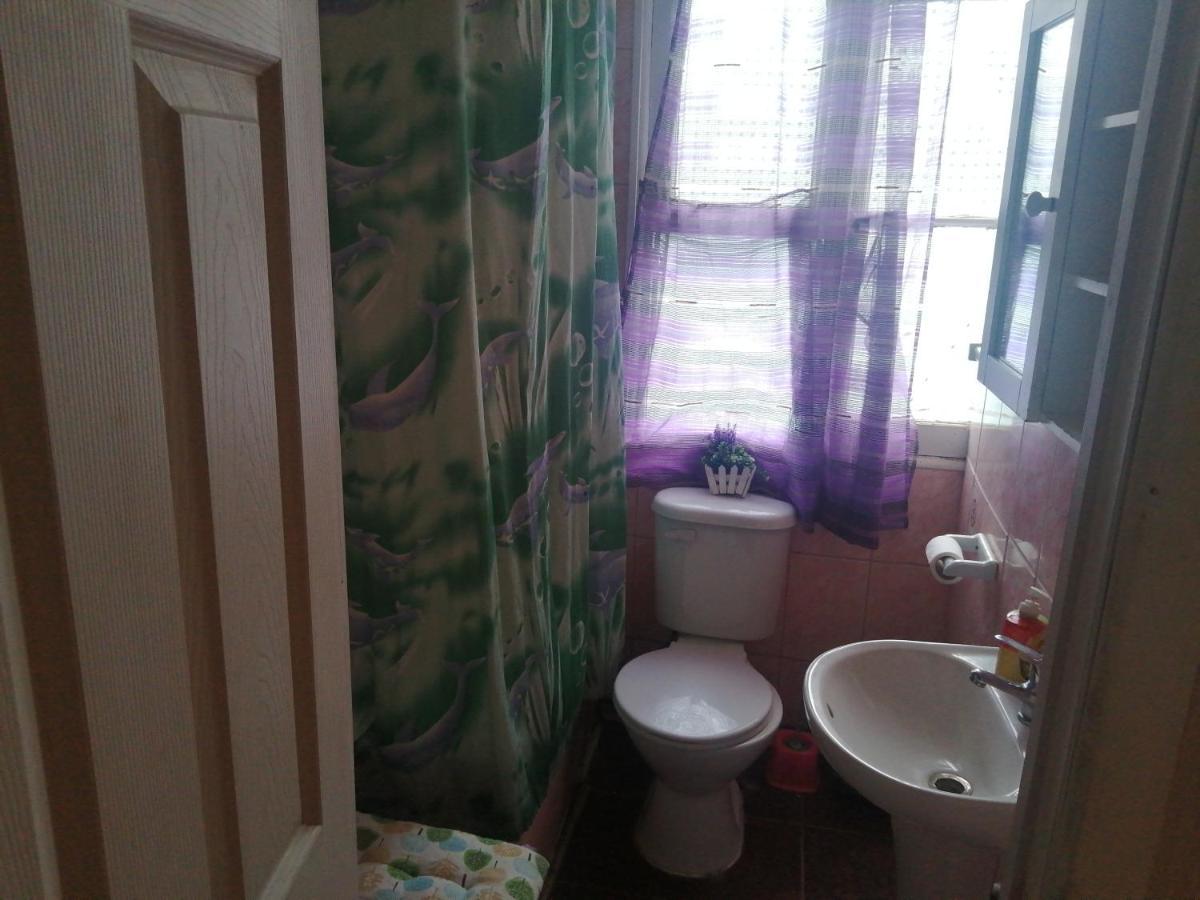 Alojamiento Familiar Rey Bed & Breakfast Punta Arenas Luaran gambar